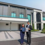 “บริทาเนีย” ร่วมทุนยักษ์ญี่ปุ่น “Sotetsu GROUP” เนรมิตบ้านเดี่ยวระดับ Luxury “เบลกราเวีย เอ็กซ์คลูซีฟ ราชพฤกษ์-พระราม 5” เอกสิทธิ์เพียง 35 ครอบครัว ราคาเริ่ม 39 ล้านบาท*